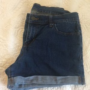 Old navy cuffed shorts